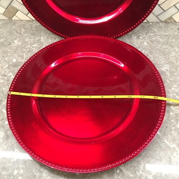 Set of 2 red chargers - Picture 2 of 8